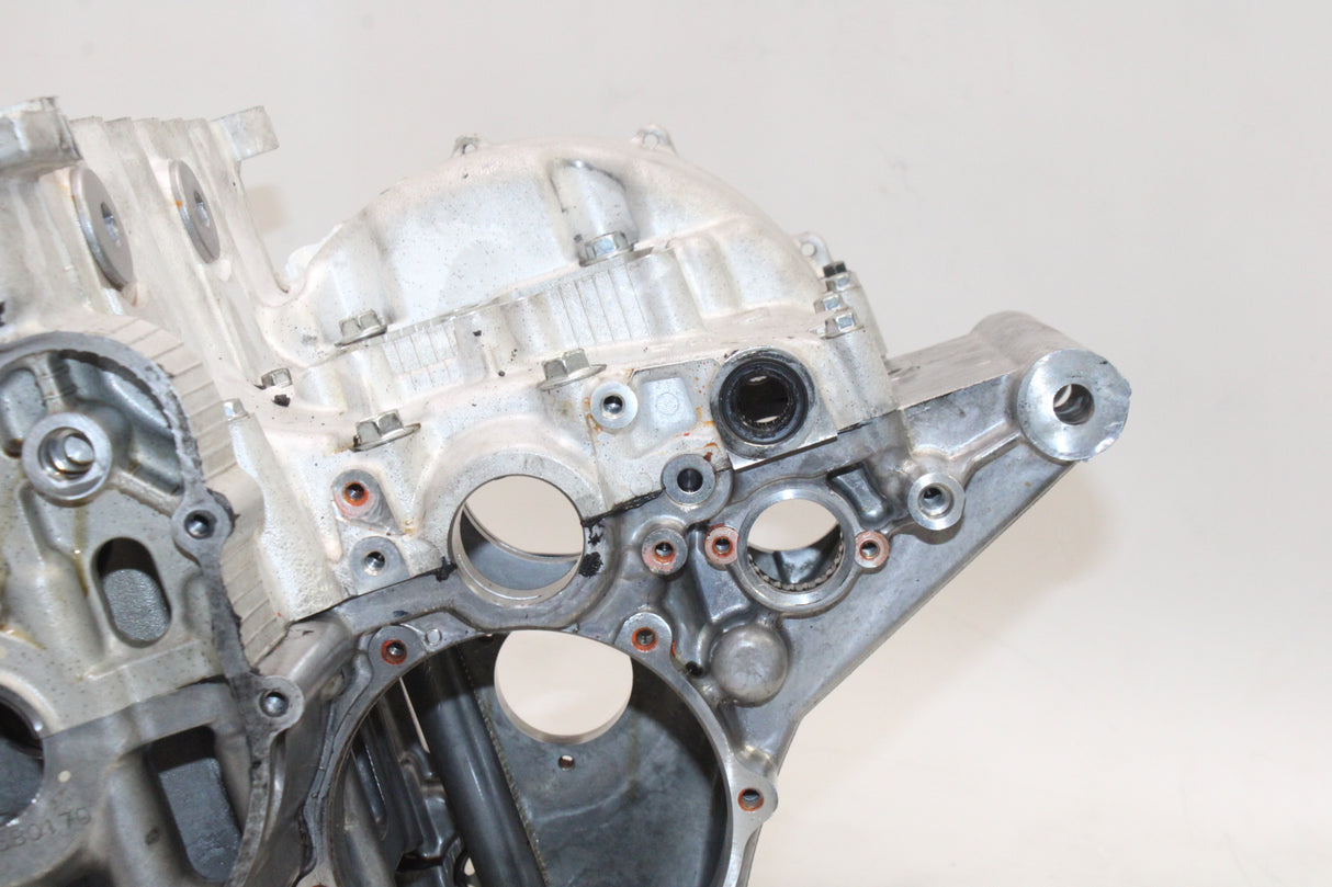 2007 Suzuki GSXR750 OEM ENGINE MOTOR CRANKCASE CRANK CASES BLOCK