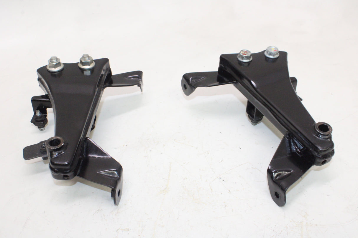 2009 Kawasaki Ninja 250R EX250J OEM ENGINE MOUNT MOTOR BRACKET