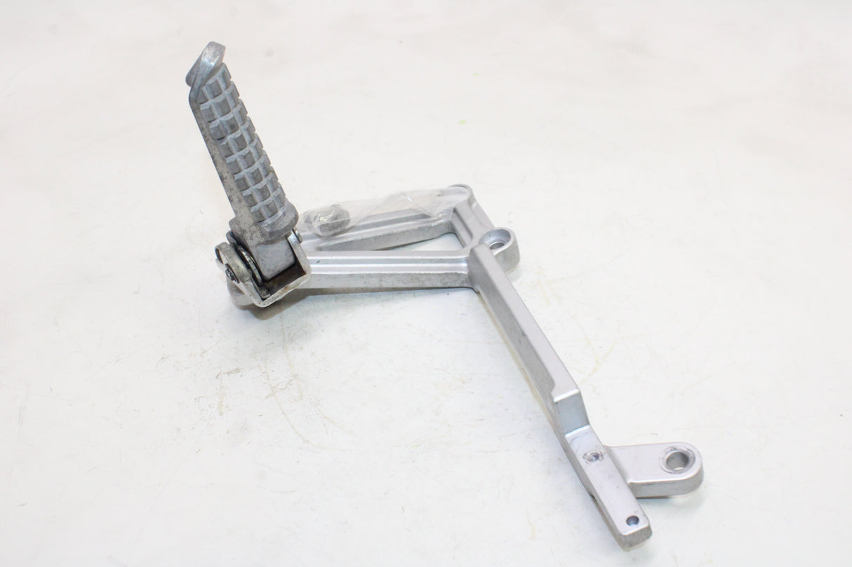 2000 Kawasaki Ninja 250R EX250J OEM LEFT REAR BACK PASSENGER PEG