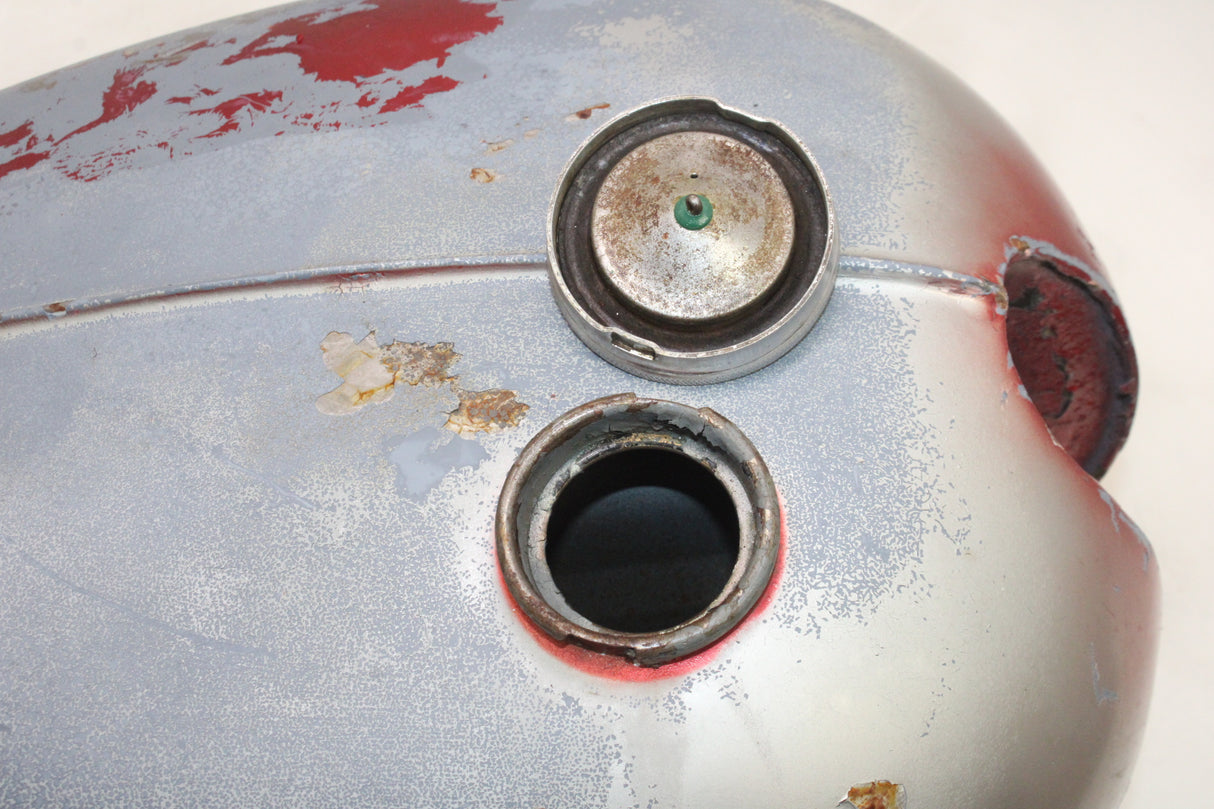 1966 Triumph Trophy 650 TR6R OEM GAS TANK FUEL PETROL RESERVOIR W CAP