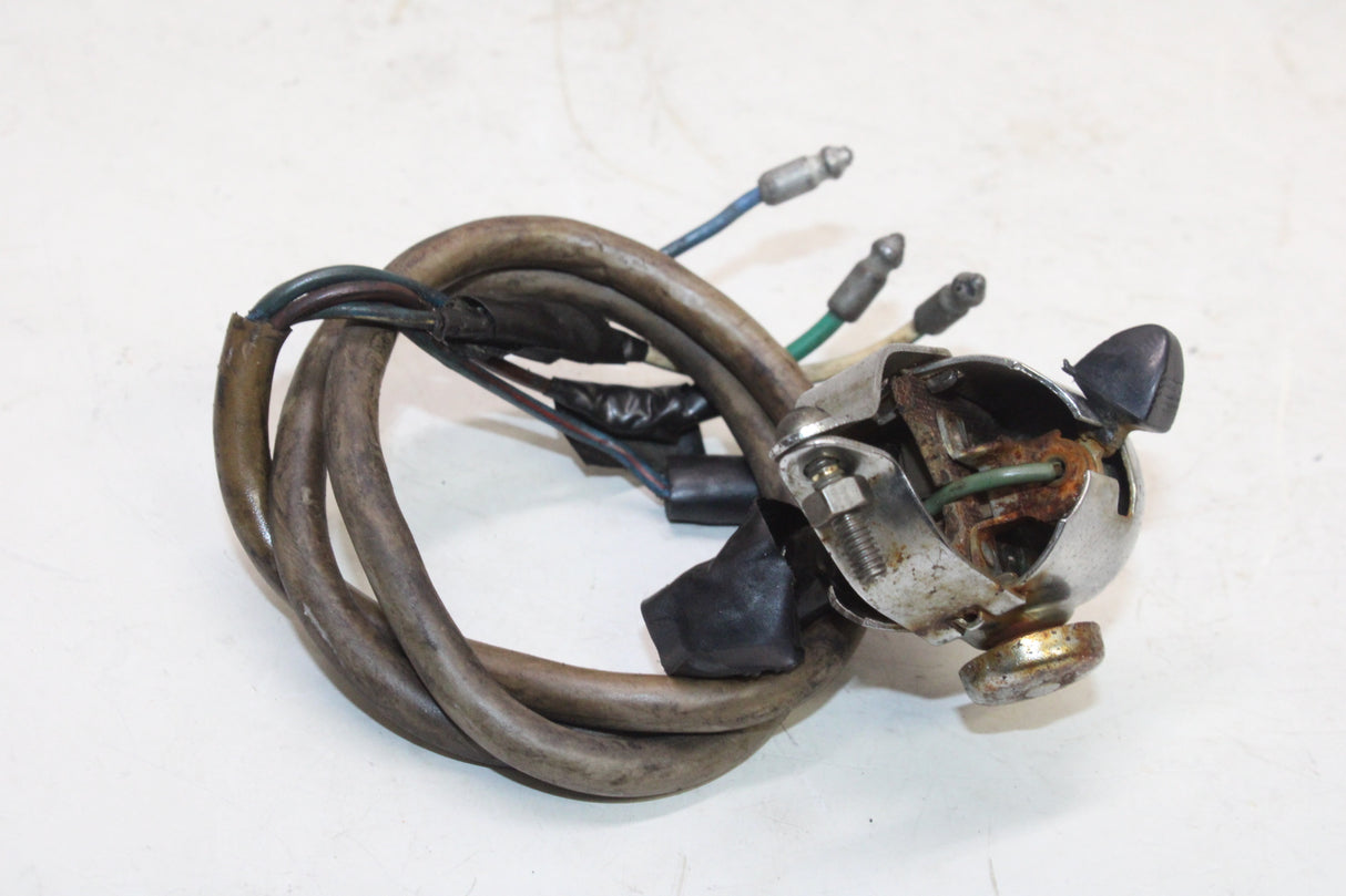 1966 Triumph Trophy 650 TR6R OEM LEFT CLIP ON HANDLE HORN SIGNALS SWITCH