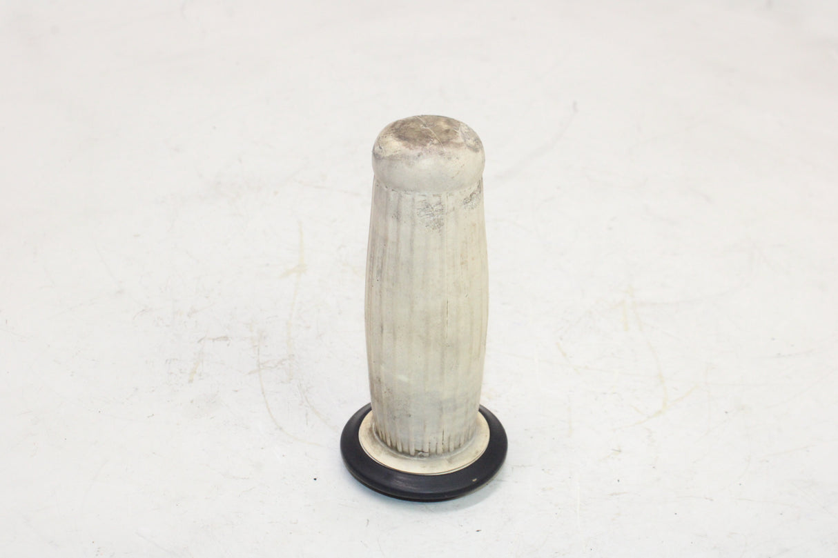 1966 Triumph Trophy 650 TR6R OEM LEFT HANDLE GRIP