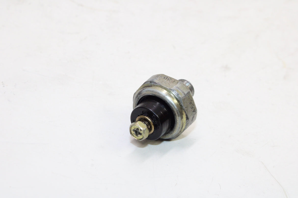 1994 Kawasaki Ninja ZX9R  ZX900-B OEM OIL PRESSURE SENSOR