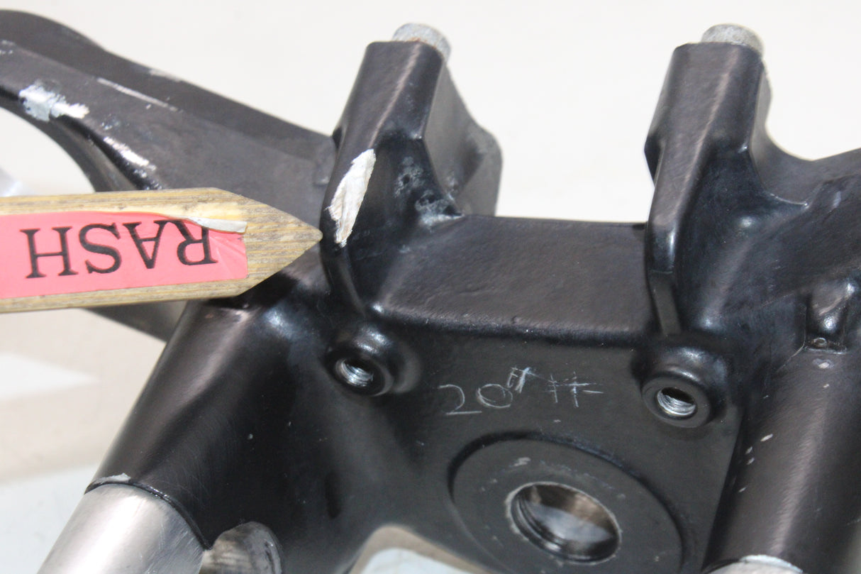 2001 Kawasaki Voyager XII ZG1200 OEM FORKS UPPER TRIPLE TREE CLAMP