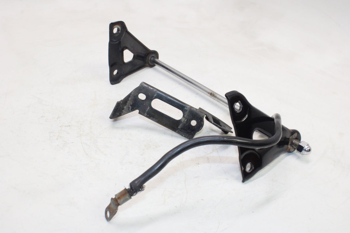 1982 Honda Goldwing 1100 GL1100 OEM ENGINE MOUNT BRACKETS MISC