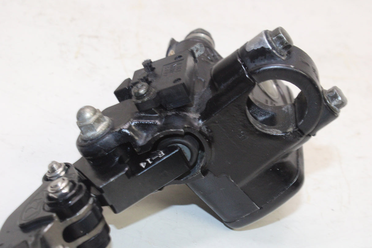 1982 Honda Goldwing 1100 GL1100 OEM FRONT BRAKE MASTER CYLINDER W/ LEVER