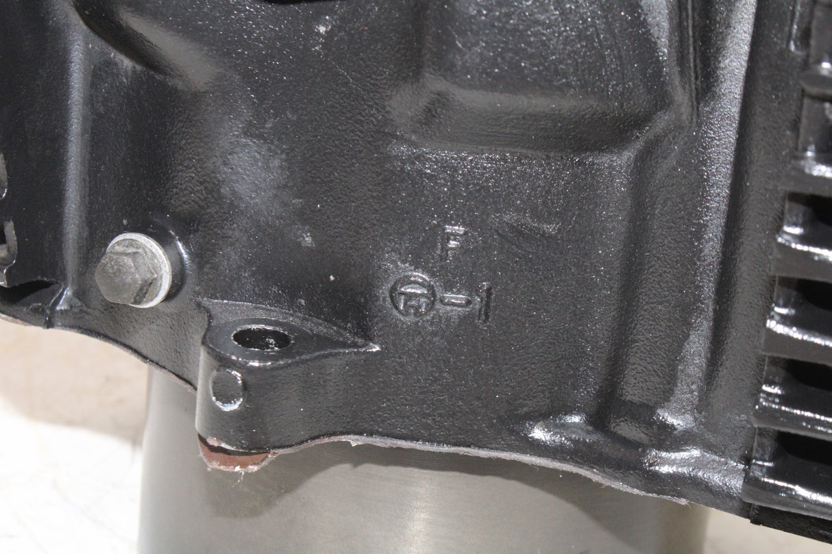 1997 Kawasaki Vulcan 1500 VN1500-D OEM FRONT ENGINE PISTON CYLINDERS BLOCK
