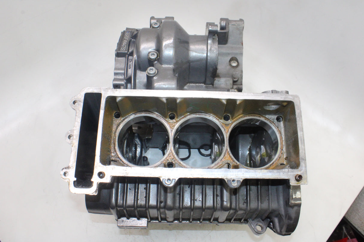 1997 Triumph Trophy 900 OEM ENGINE MOTOR CRANKCASE CRANK CASES BLOCK