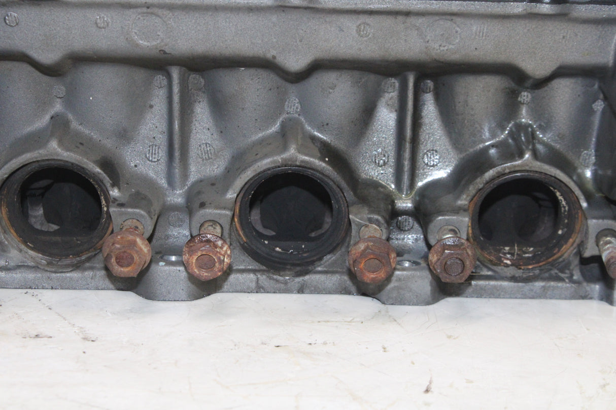1997 Triumph Trophy 900 OEM ENGINE TOP END CYLINDER HEAD