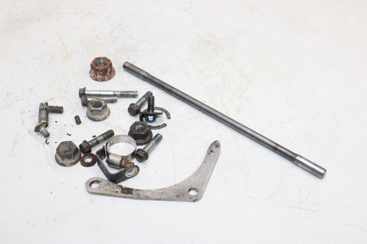 1992 Kawasaki KX250 J OEM ENGINE MOUNTING BOLTS HARDWARE MOTOR SCREWS