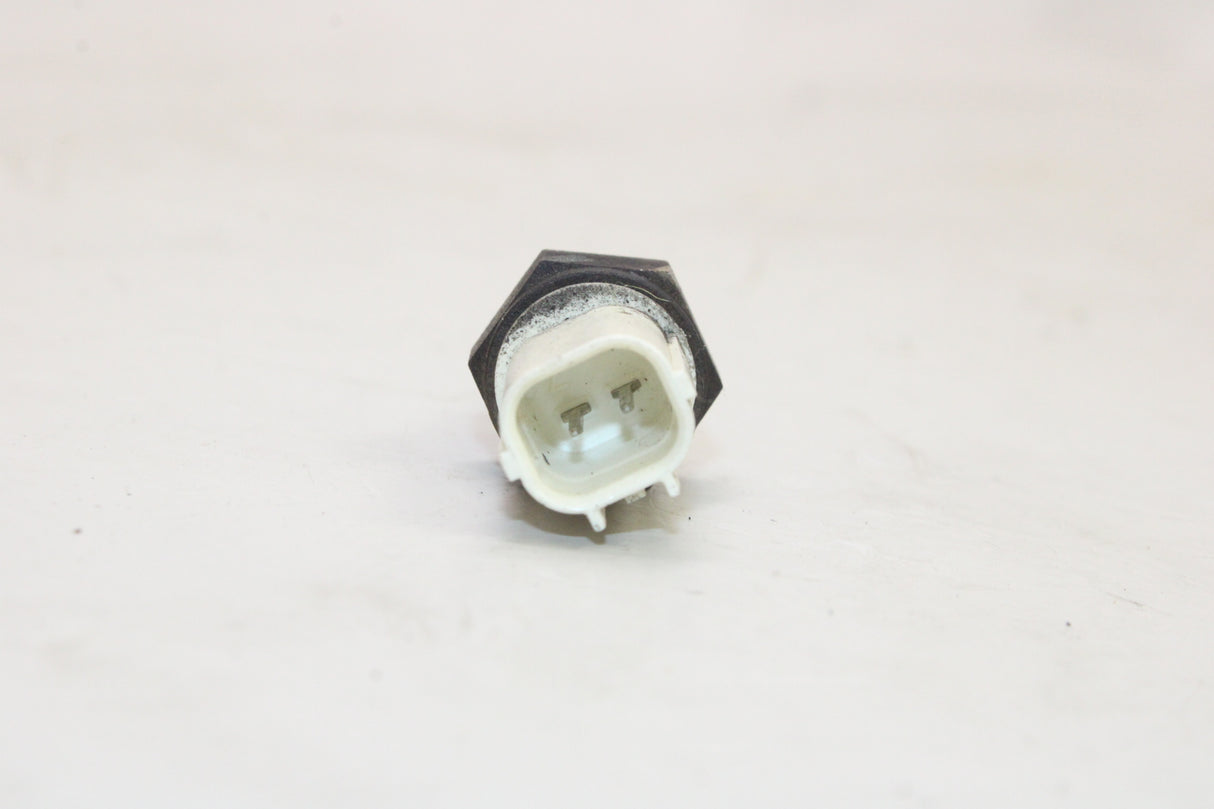 2014 Kawasaki Ninja 650 EX650 OEM COOLANT TEMPERATURE SENSOR RADIATOR