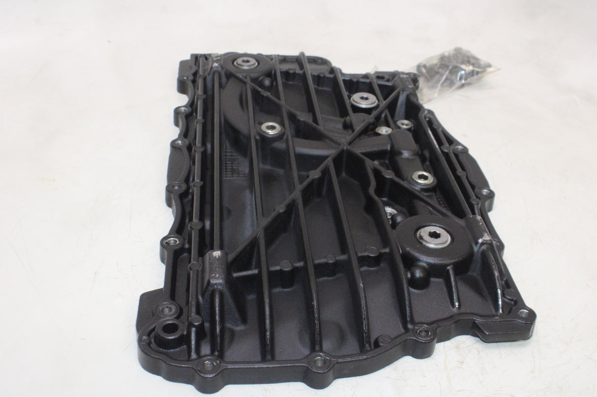 2011 Triumph Rocket III ABS OEM ENGINE MOTOR BOTTOM OIL PAN COVER