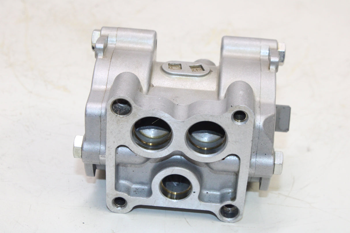 2011 Triumph Rocket III ABS OEM ENGINE MOTOR OIL PUMP