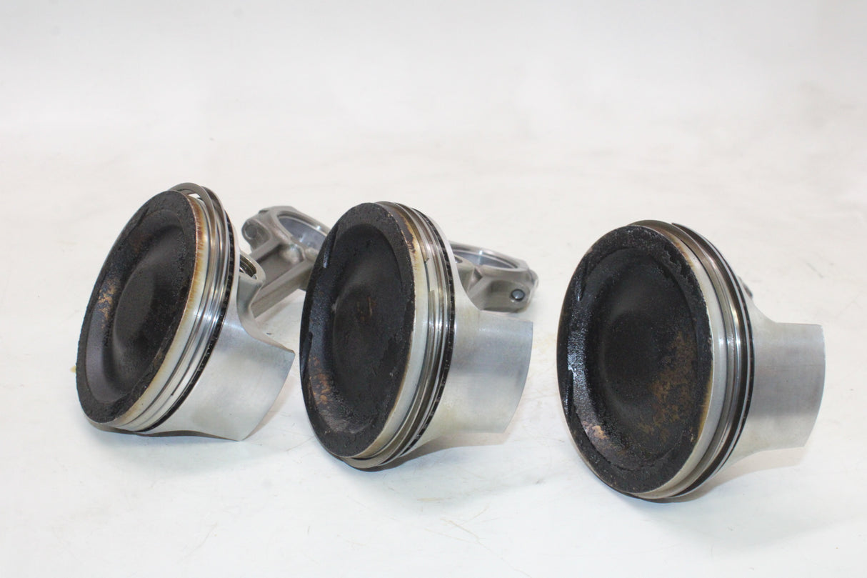 2011 Triumph Rocket III ABS OEM ENGINE MOTOR BLOCK PISTONS