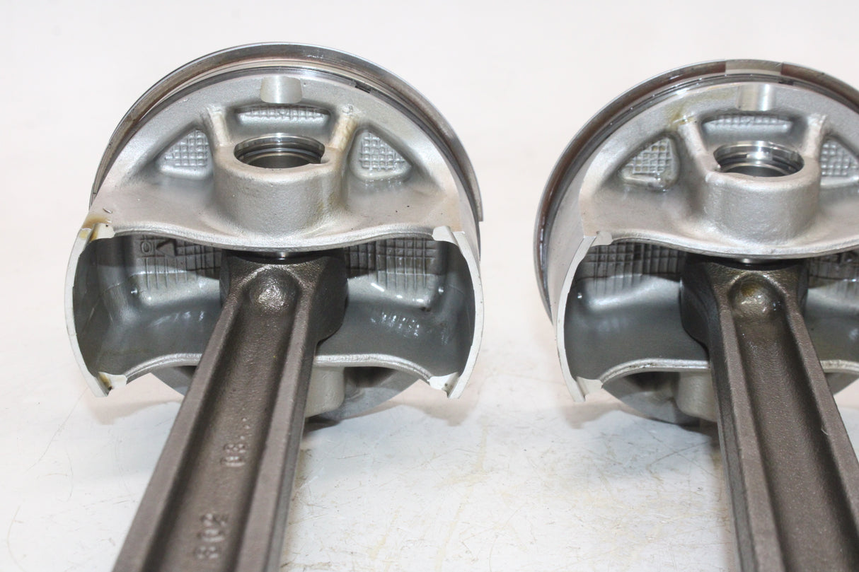 2011 Triumph Rocket III ABS OEM ENGINE MOTOR BLOCK PISTONS