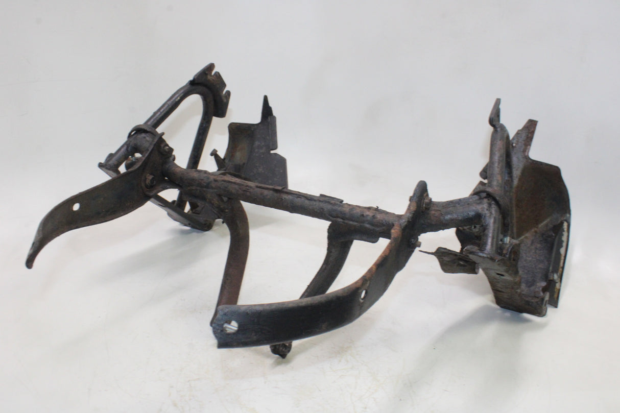 1981 Honda Goldwing 1100 GL1100 OEM UPPER FAIRING MIRROR GAUGES STAY BRACKET