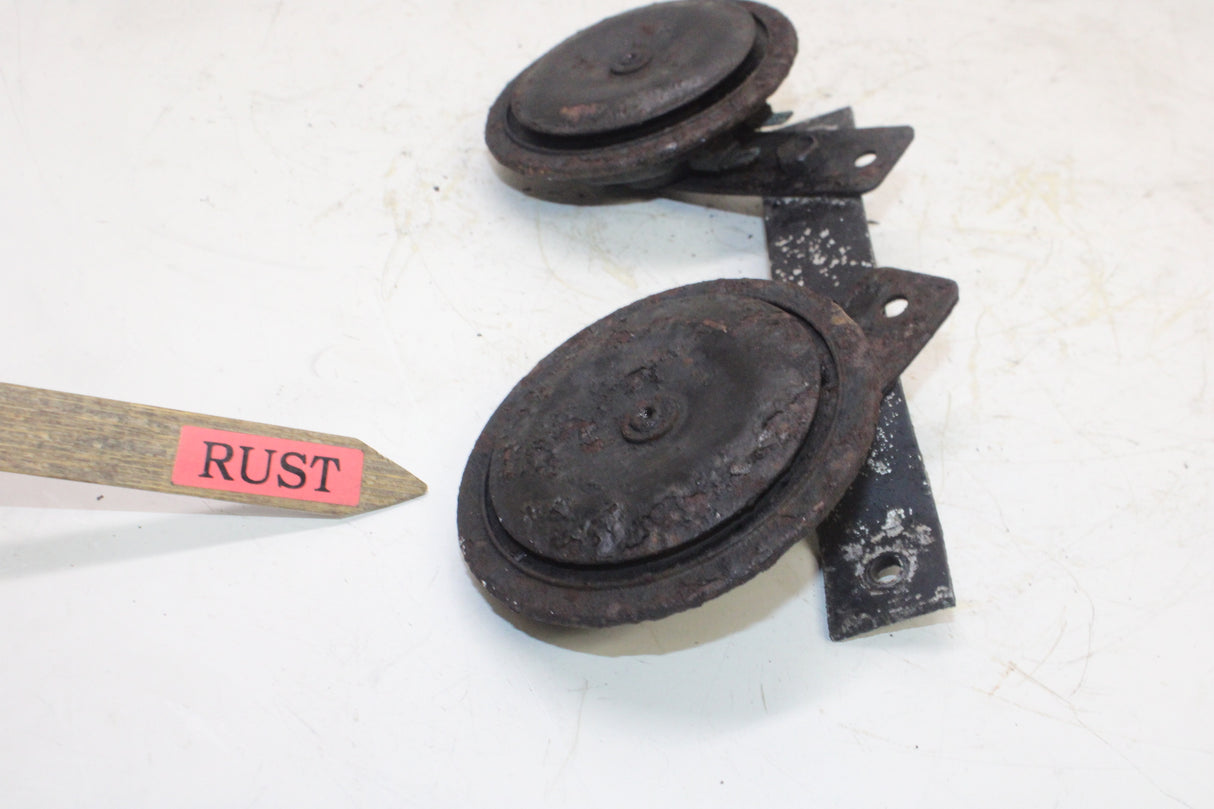 1981 Honda Goldwing 1100 GL1100 OEM HORN SIGNAL PAIR