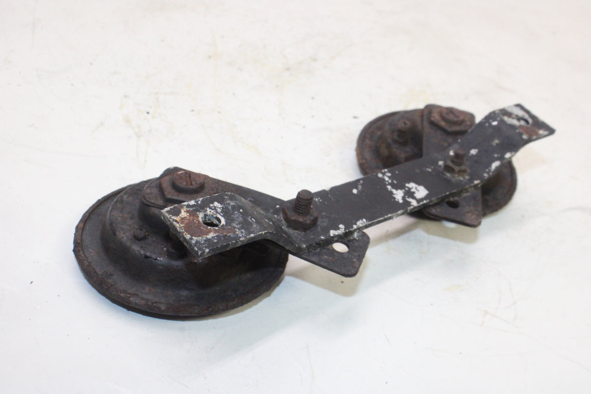 1981 Honda Goldwing 1100 GL1100 OEM HORN SIGNAL PAIR