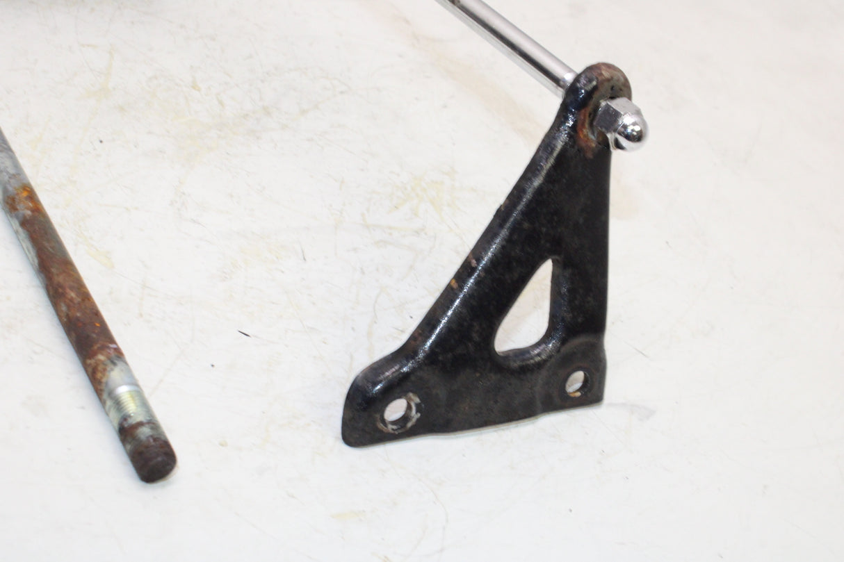 1981 Honda Goldwing 1100 GL1100 OEM BRACKET MOUNT BOLT W MOUNTS