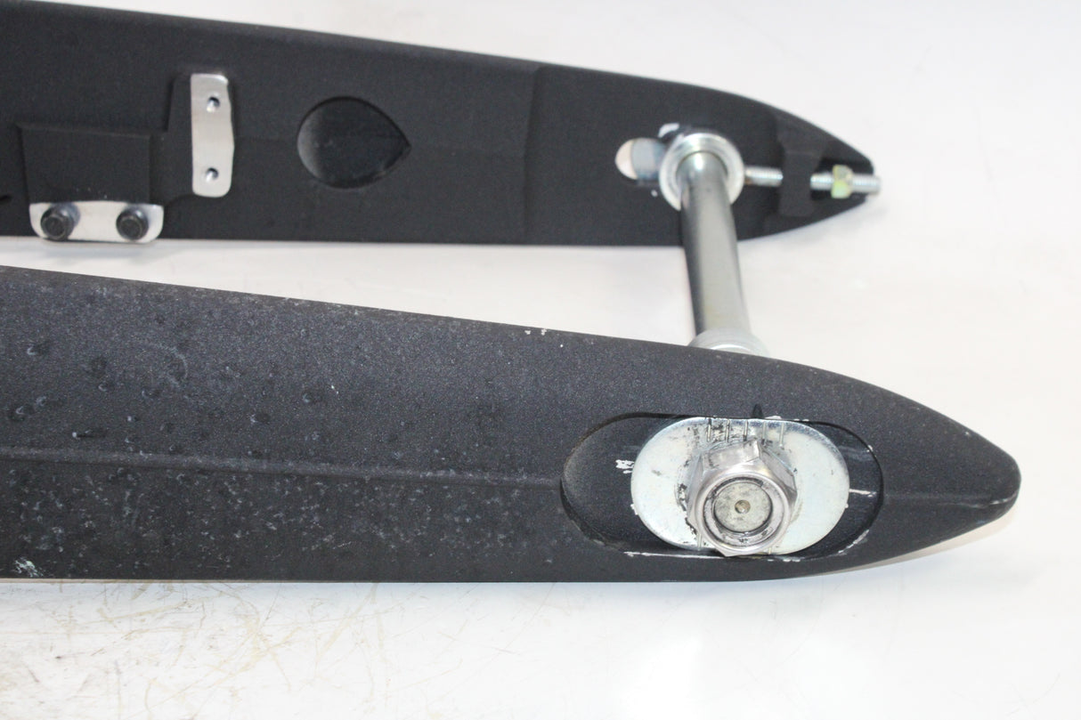 2009 Victory Vegas OEM REAR SWINGARM BACK SUSPENSION SWING ARM