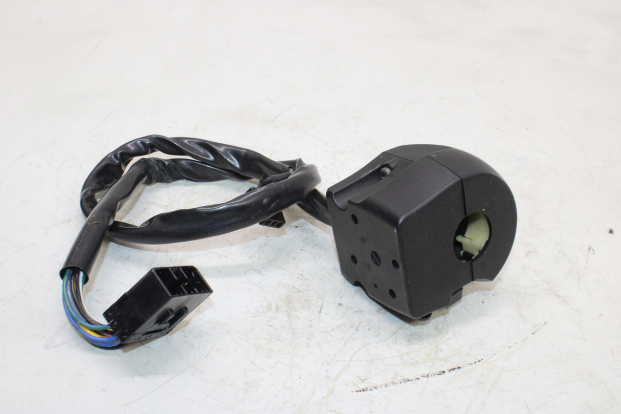 2009 Victory Vegas OEM LEFT CLIP ON HANDLE HORN SIGNALS SWITCH