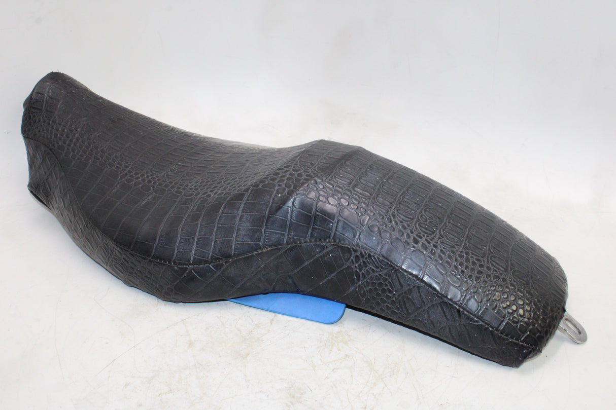 2001 Harley-Davidson Sportster 883 XLH883 OEM SEAT SADDLE
