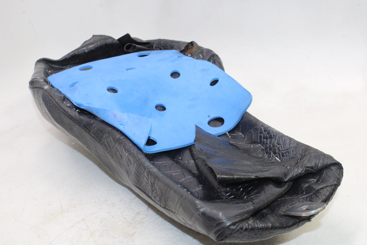 2001 Harley-Davidson Sportster 883 XLH883 OEM SEAT SADDLE