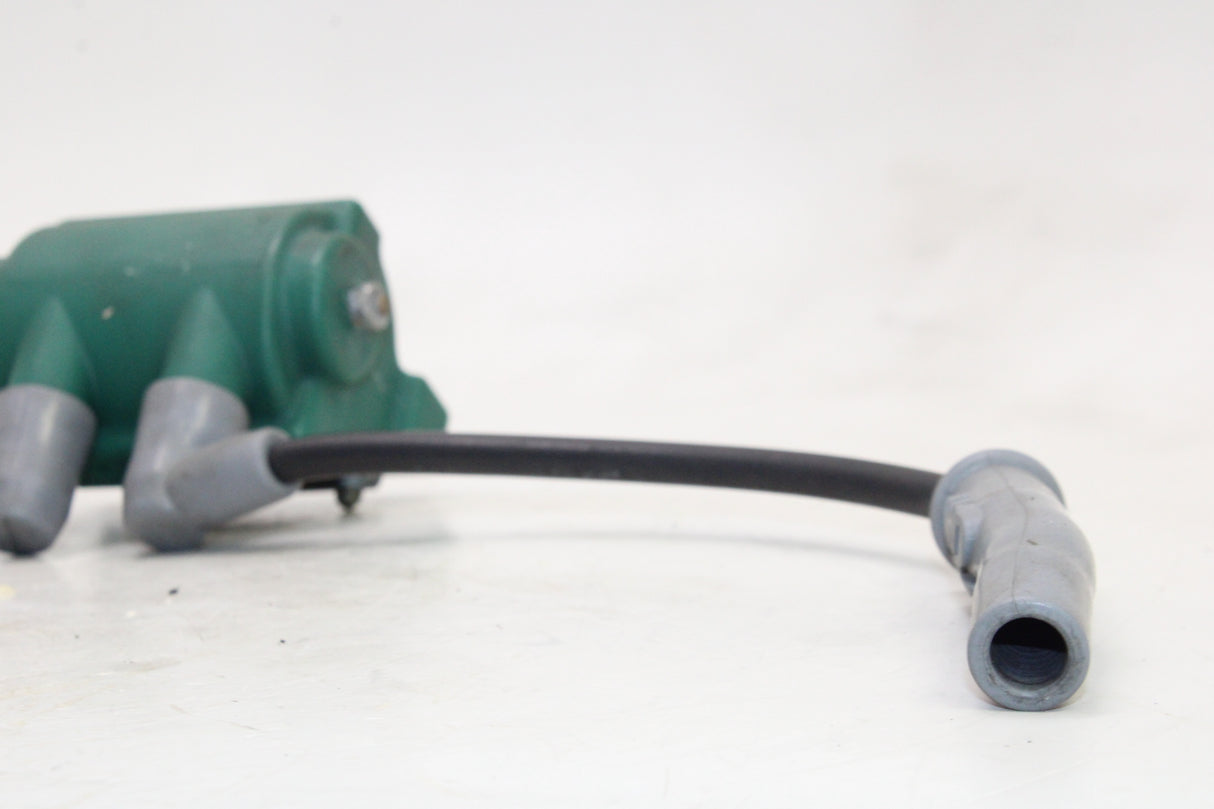 2001 Harley-Davidson Sportster 883 XLH883 OEM IGNITION COILS COIL SPARK PLUG