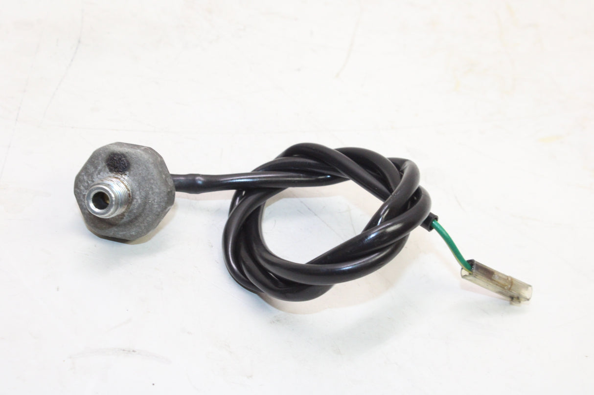 2001 Suzuki GSXR600 OEM OIL PRESSURE SENSOR