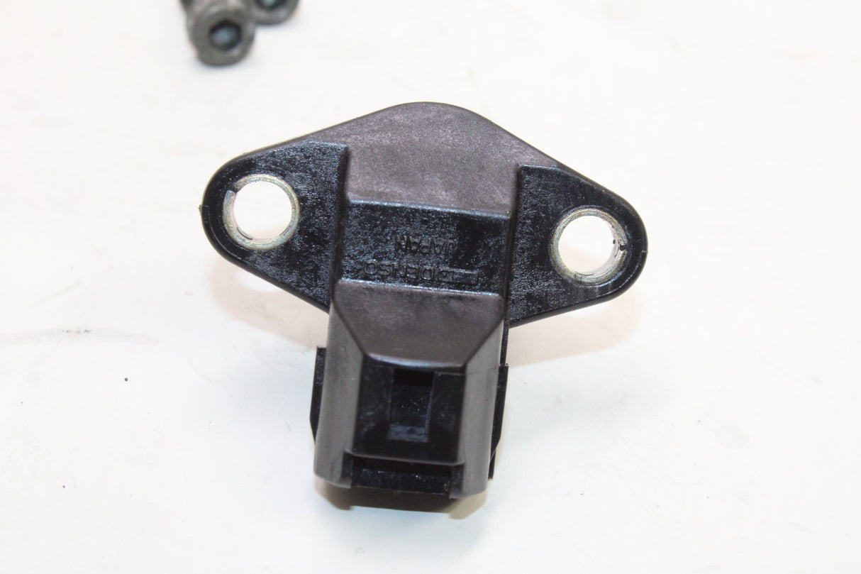 2001 Suzuki GSXR600 OEM CRANKSHAFT POSTION PICK UP SENSOR