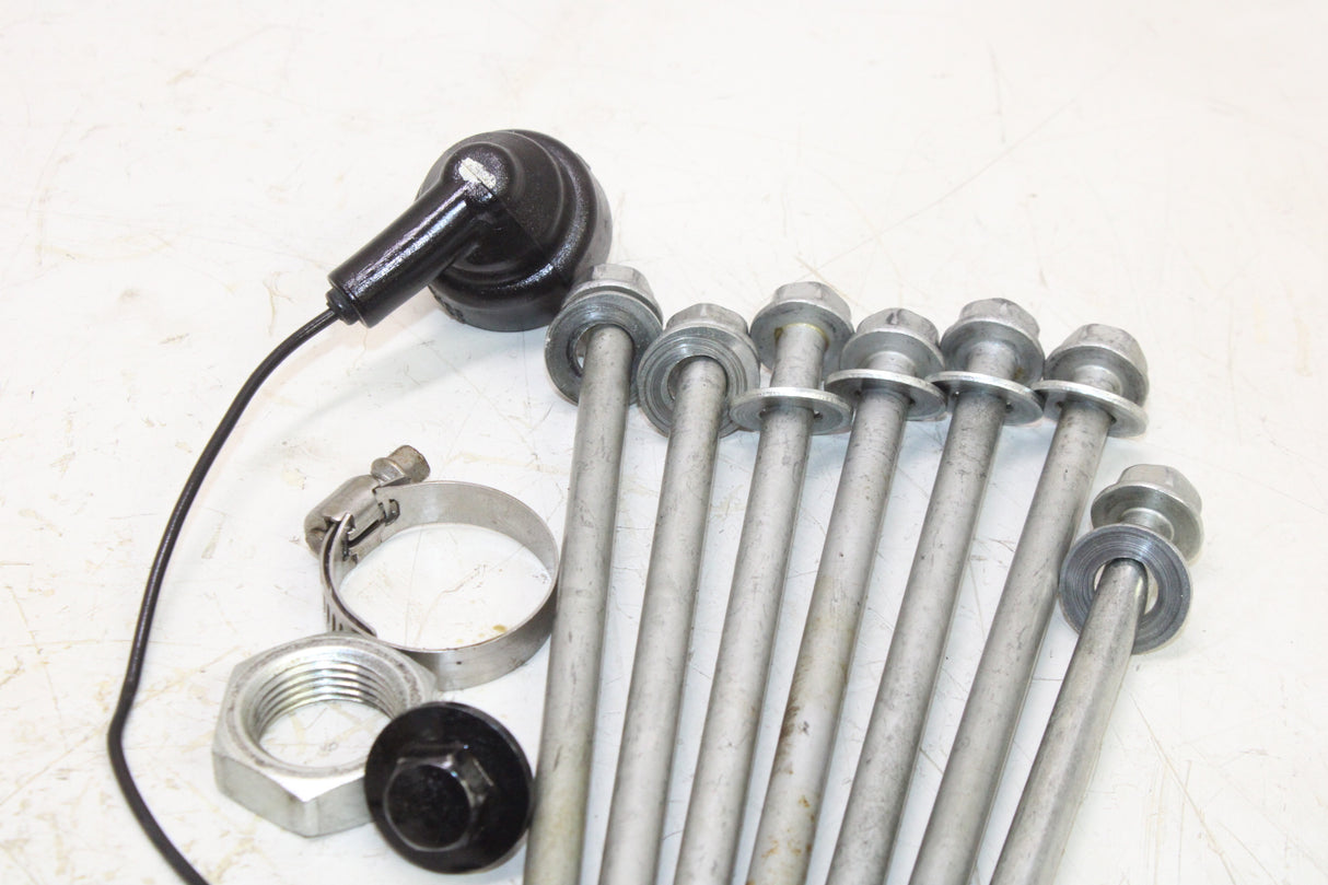 2004 Kawasaki Ninja 250R EX250-F OEM ENGINE MOUNTING BOLTS HARDWARE MOTOR SCREWS