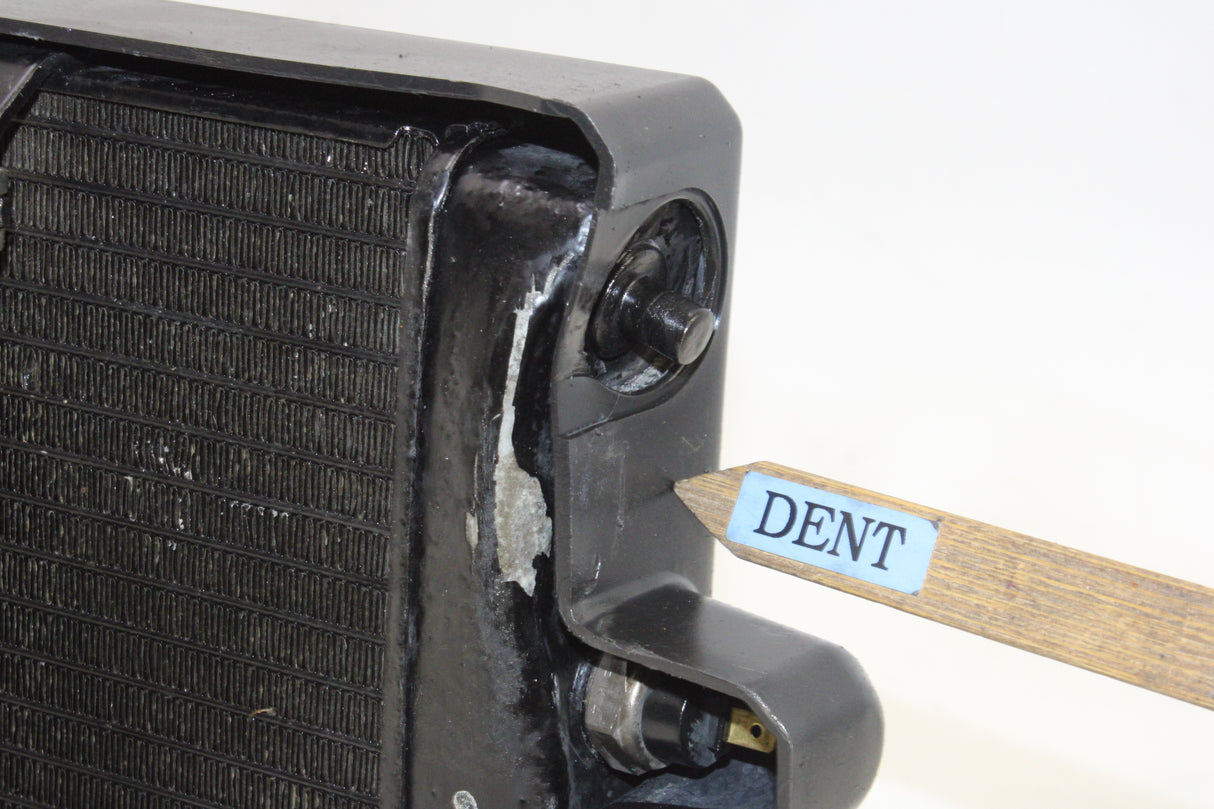 2004 Honda VTX1300C OEM ENGINE RADIATOR MOTOR COOLER COOLING RADIATER