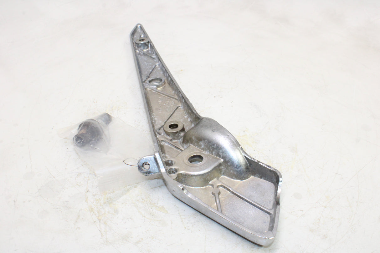 2004 Honda VTX1300C OEM RIGHT SIDE REAR GRAB RAIL