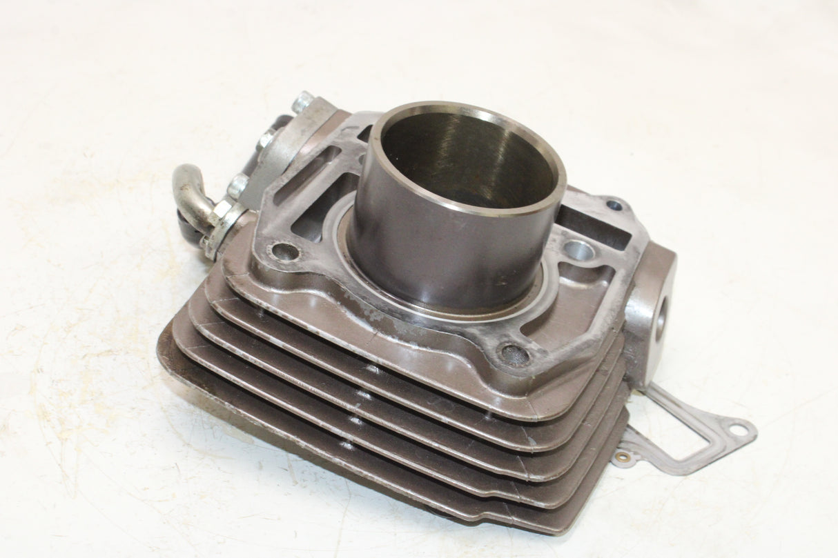 2008 Hyosung GT250 OEM REAR ENGINE MOTOR PISTON CYLINDERS BLOCK JUG