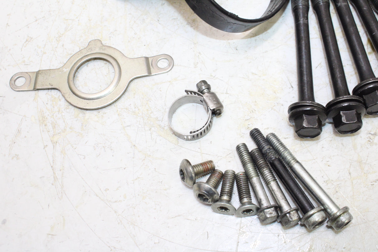 2007 Suzuki GSXR750 OEM ENGINE MOUNTING BOLTS HARDWARE MOTOR SCREWS