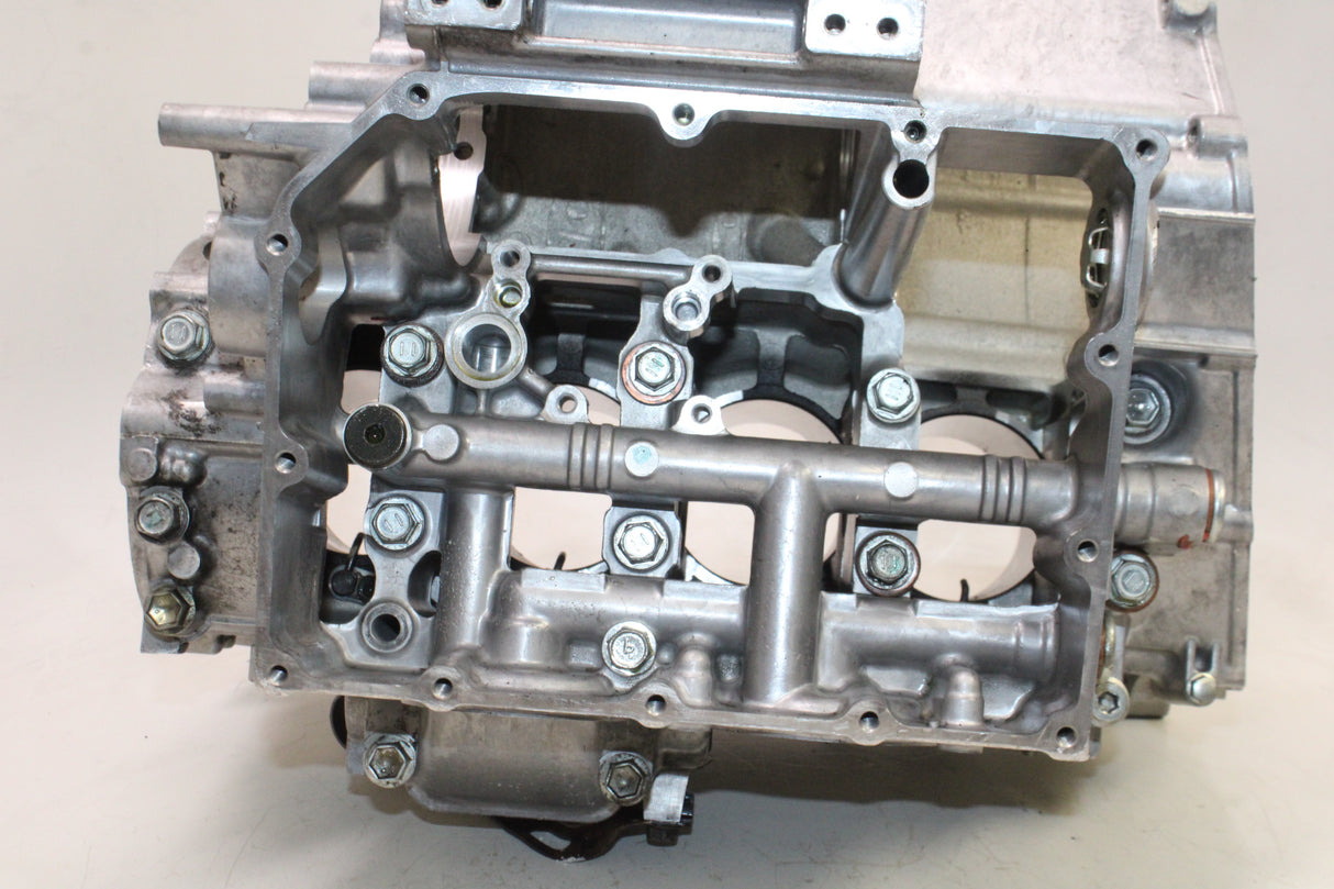 2007 Suzuki GSXR750 OEM ENGINE MOTOR CRANKCASE CRANK CASES BLOCK