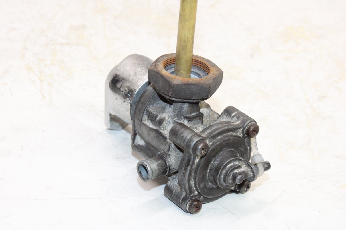 2004 Honda VTX1300C OEM FUEL GAS TANK PETCOCK SHUT ON OFF VALVE