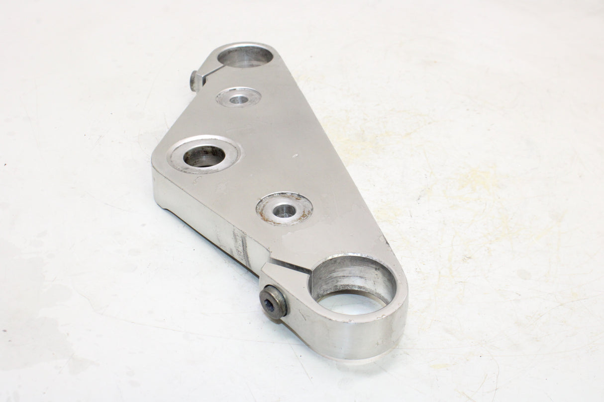2004 Honda VTX1300C OEM FORKS UPPER TRIPLE TREE CLAMP