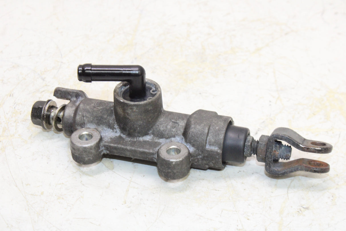 2004 Honda VTX1300C OEM REAR BACK BRAKE MASTER CYLINDER
