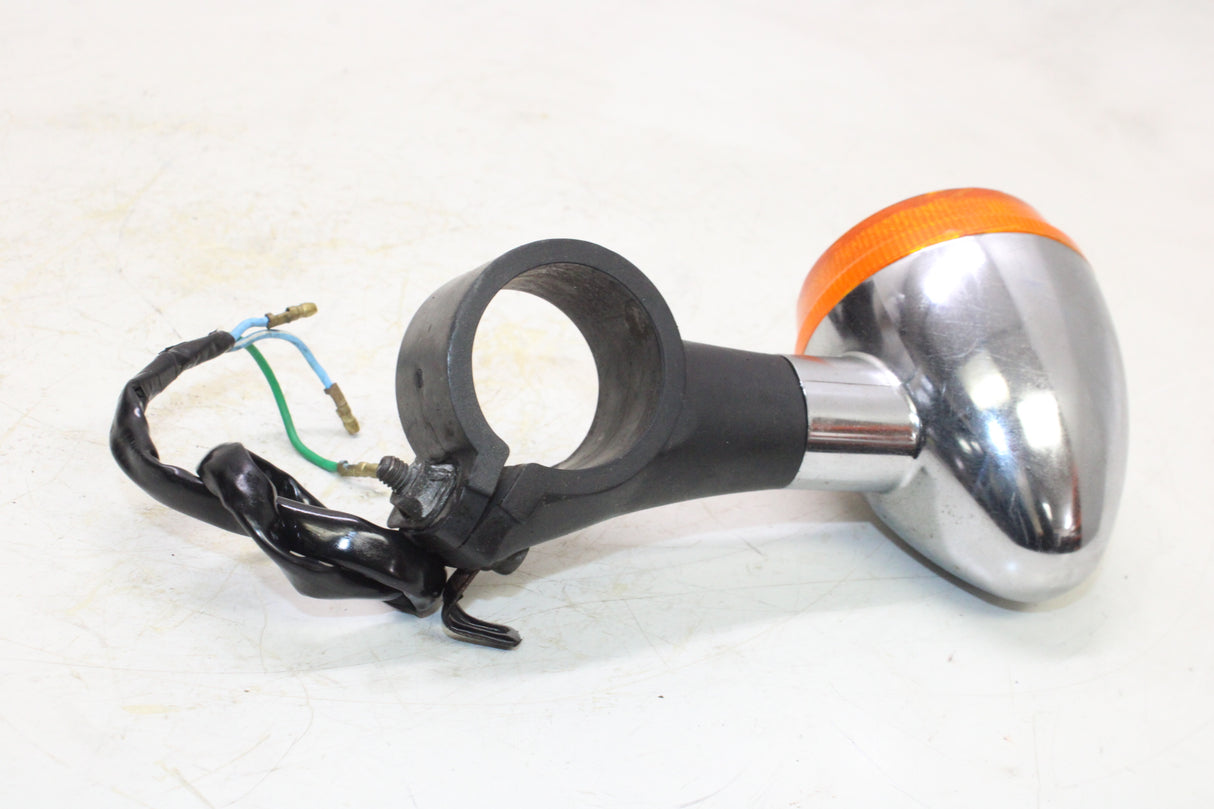 2004 Honda VTX1300C OEM RIGHT FRONT TURN SIGNAL LIGHT INDICATOR