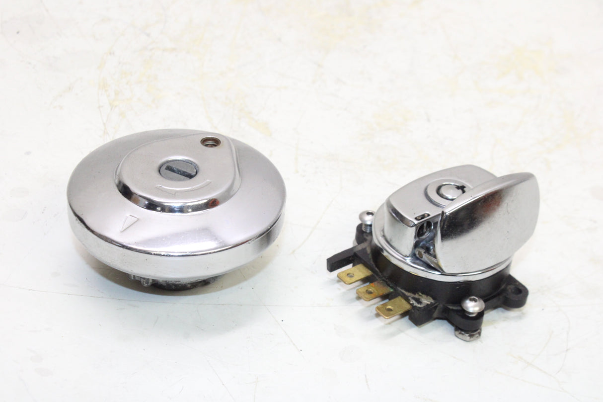 2004 Honda VTX1300C OEM LOCK W/ GAS CAP !no Key!