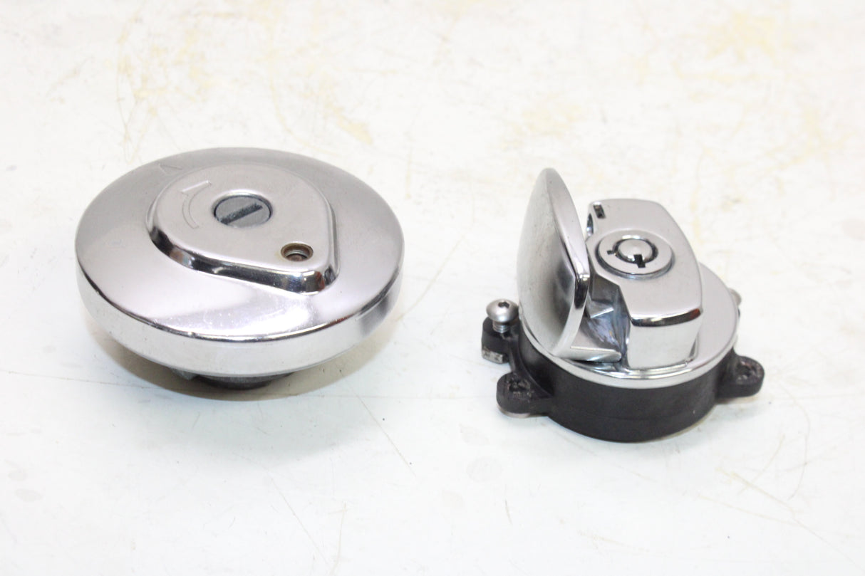 2004 Honda VTX1300C OEM LOCK W/ GAS CAP !no Key!