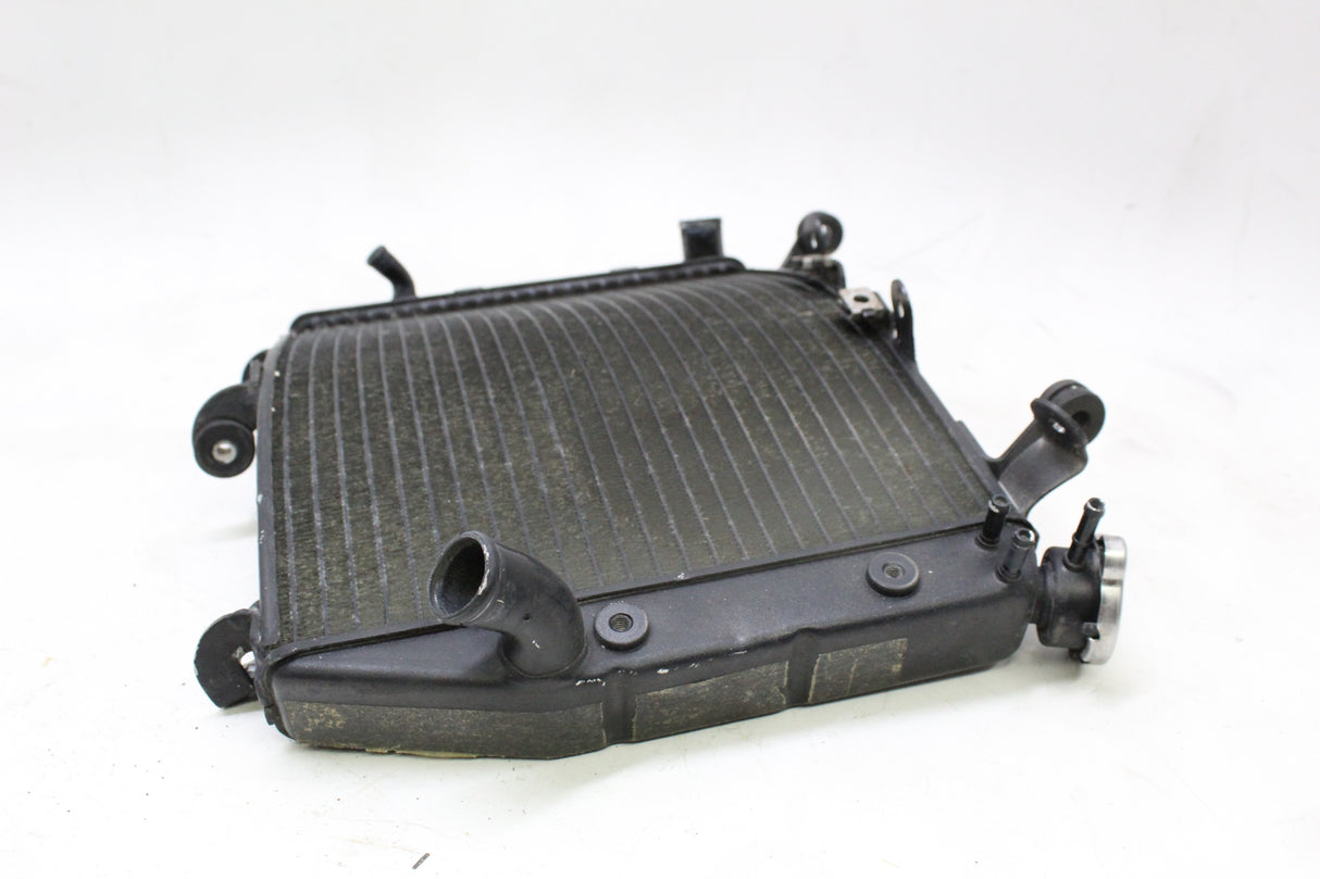 2005 Yamaha YZF R6 OEM ENGINE RADIATOR MOTOR COOLER COOLING RADIATER