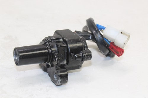 2003-05 Yamaha Yzf R6 Ignition Lock W Key 5sl-82501-11-00 OEM *NO KEY*