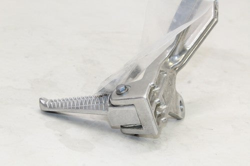 2002 Yamaha Yzf600r Left Rear Back Passenger Peg OEM