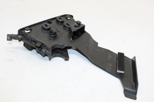 2014 Honda Interceptor 800 Vfr800f Left Air Intake Duct Tube 64331-mjm-d100