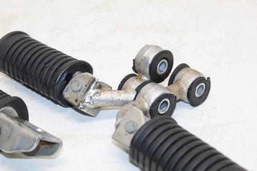 1981 Suzuki GS850G Front Foot PASSENGER PEG Footrest SET PAIR
