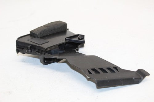 2014 Honda Interceptor 800 Vfr800f Left Air Intake Duct Tube 64331-mjm-d100