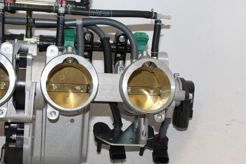 2022 Kawasaki Ninja Zx-10r Main Fuel Injectors / Throttle Bodies OEM