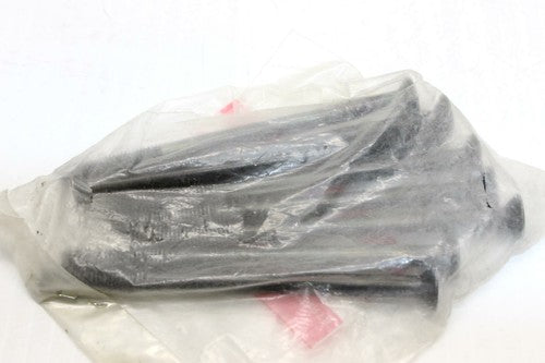 2008 Suzuki Sv650s (8 PIECES_)  02122-0695B SCREW OEM